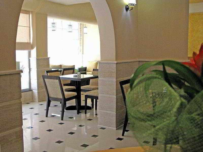 Bristol Hotel Tirana Kültér fotó